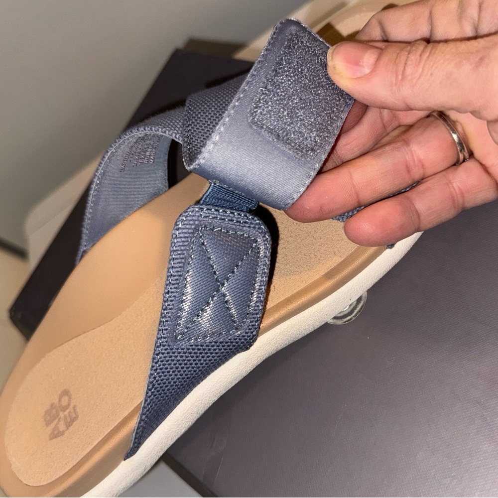 Abeo Light Denim and Beige Sandals - Picture 4 of 8